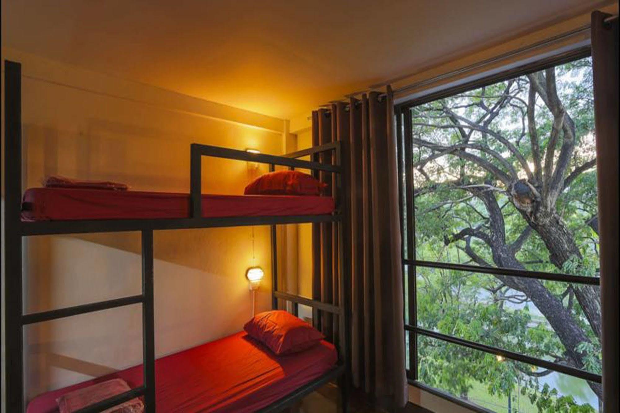 Cham Cha Hostel Chiang Mai Eksteriør bilde